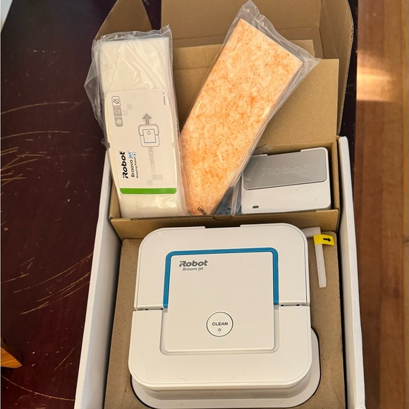 iRobot braava jet 240 new in box - Picture 3 of 3